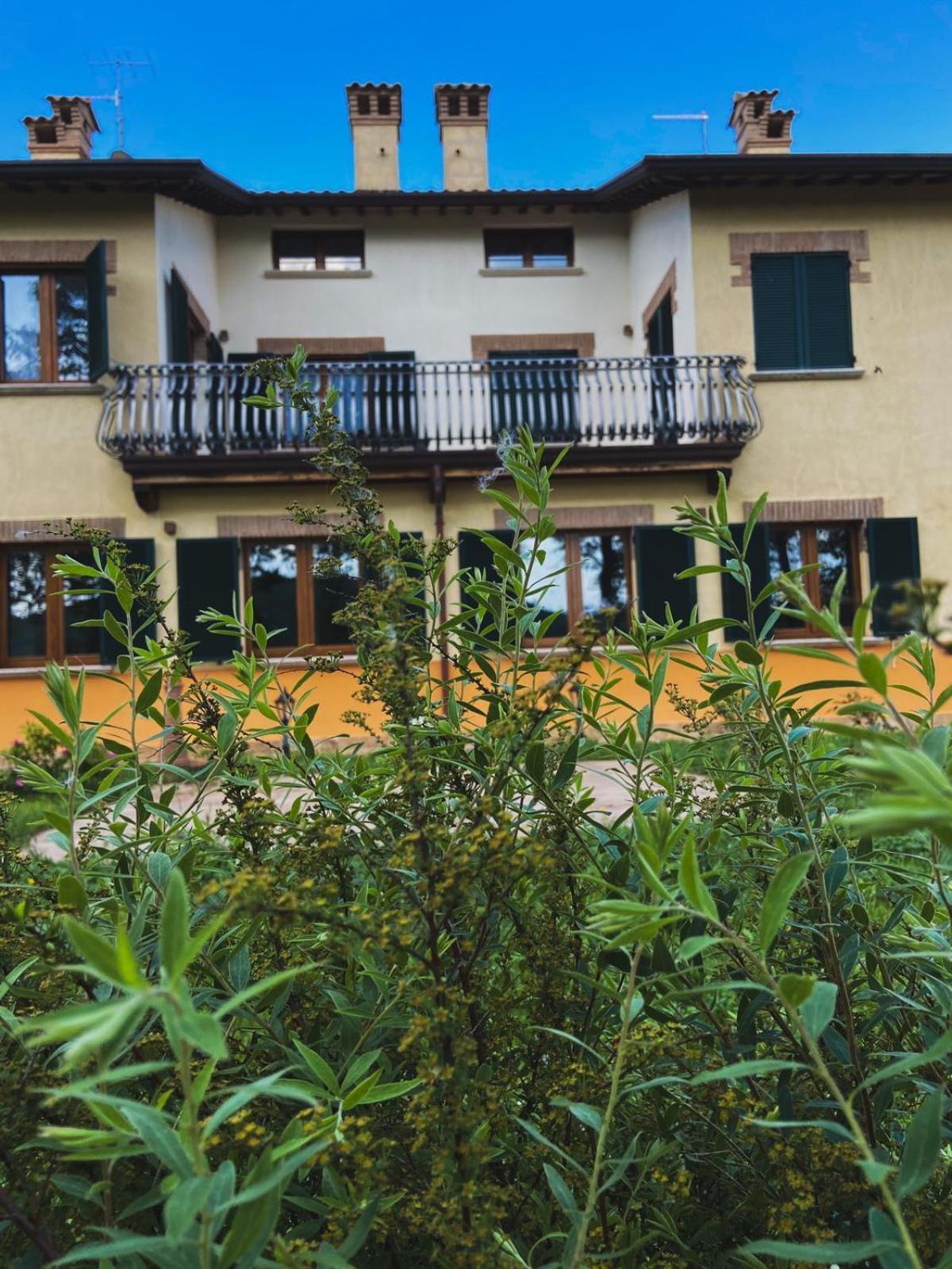 Villa Tadina Gualdo Tadino Luaran gambar